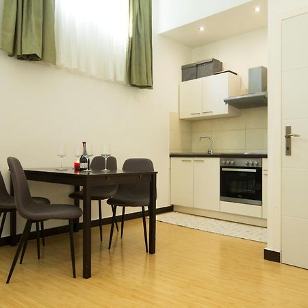 Apartment Sundelight Split Eksteriør bilde