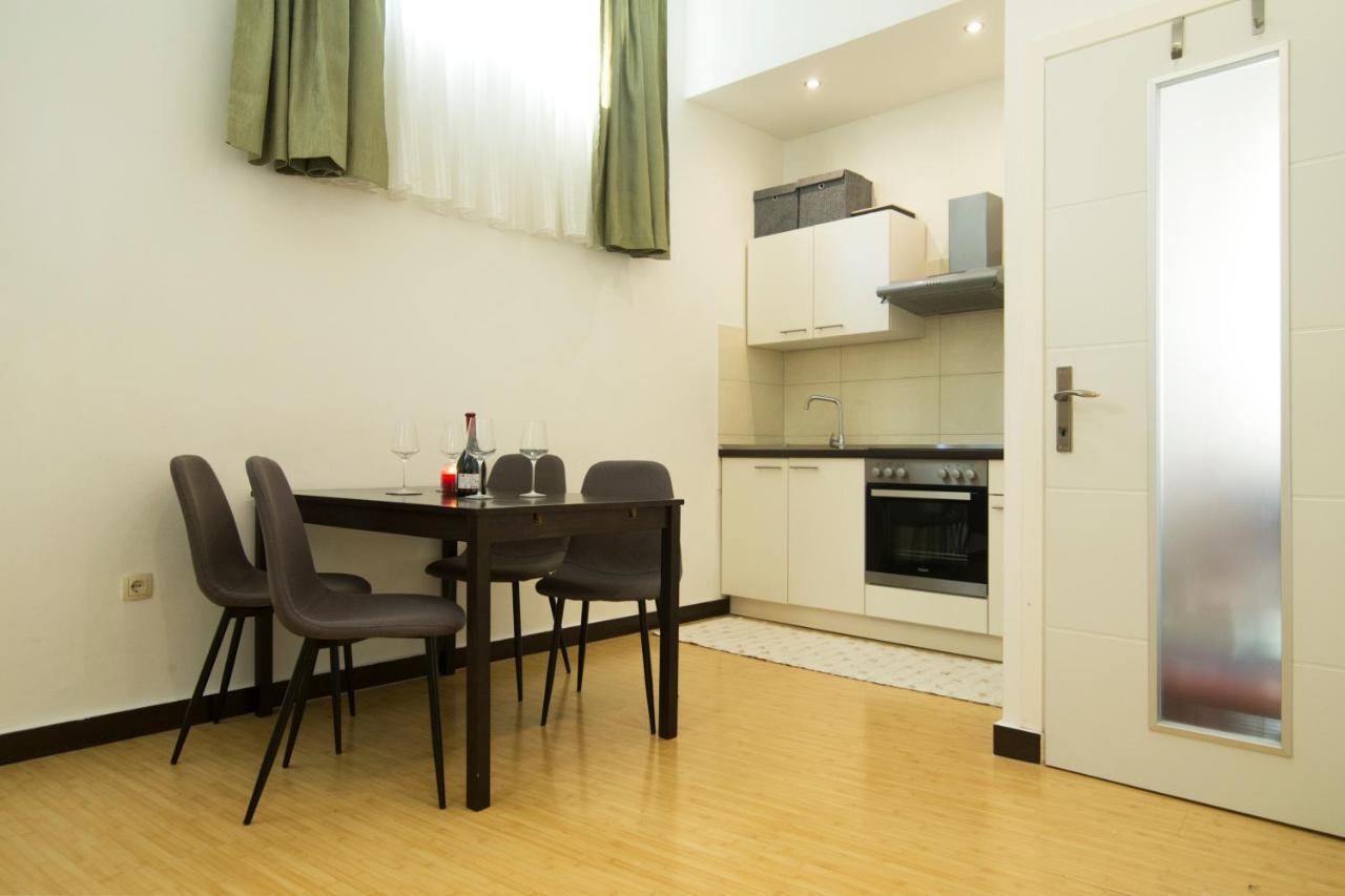 Apartment Sundelight Split Eksteriør bilde